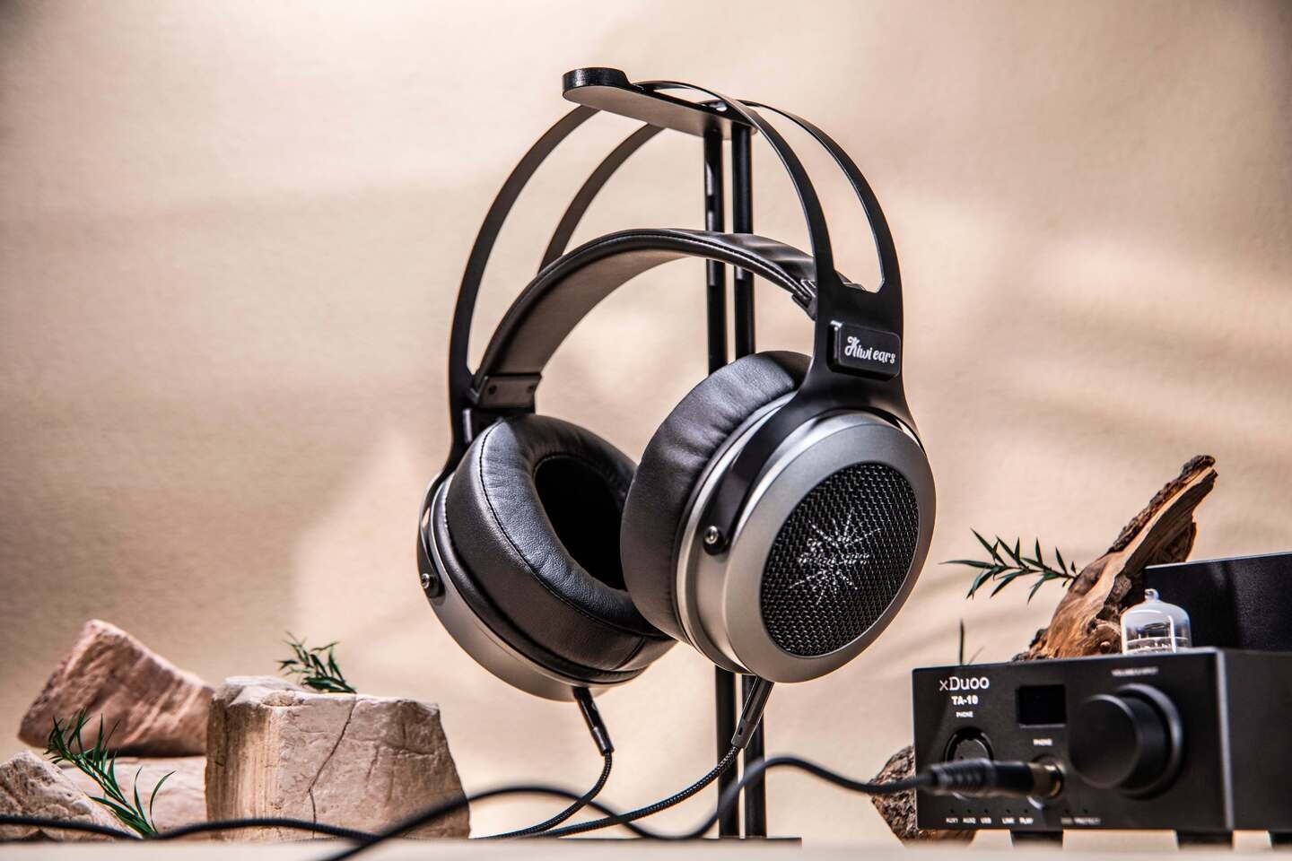 Kiwi Ears Altruva headphones - featured image