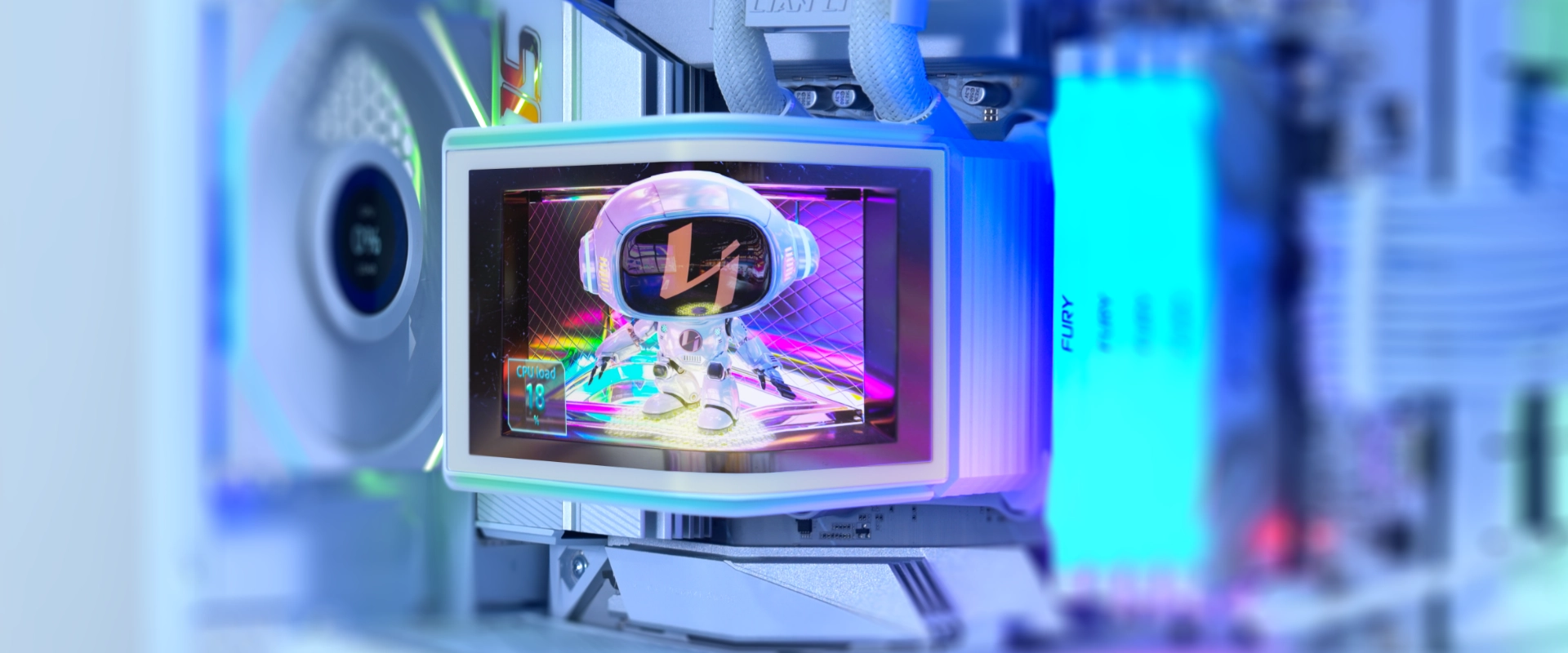 Lian Li HydroShift II OLED Curved 360 AIO Cooler (1)